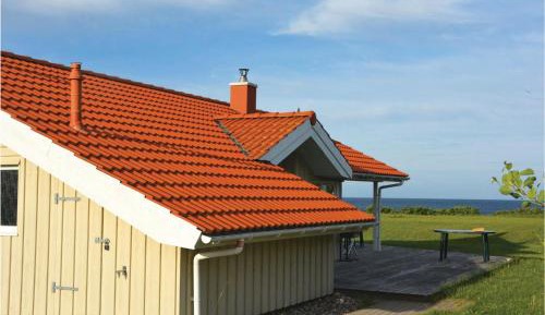 Three-Bedroom Holiday Home 