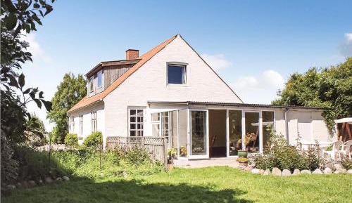 Two-Bedroom Holiday Home