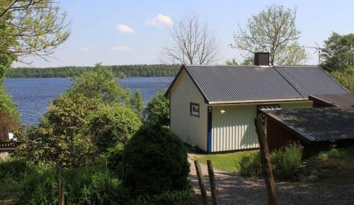 One-Bedroom Holiday Home