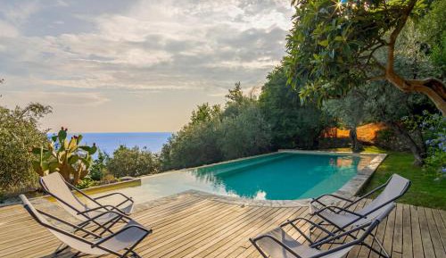Four-Bedroom Holiday Home