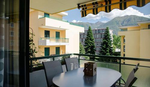 Apartment with Balcony