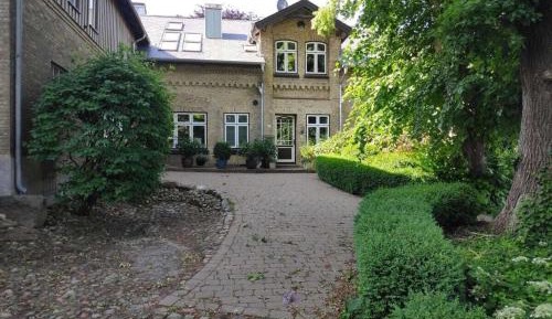 Four-Bedroom Holiday Home