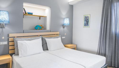 Apartment (4 Adults)