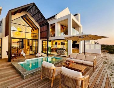 Four-Bedroom Deluxe Home - Oceanfront