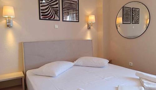 Superior Two-Bedroom Apartment with Sea View