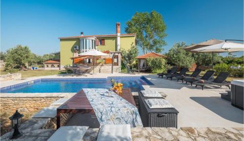 Four-Bedroom Holiday Home