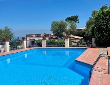 Four-Bedroom Holiday Home