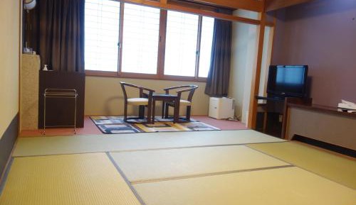 Japanese-Style Room