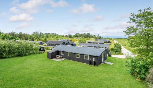 Four-Bedroom Holiday Home