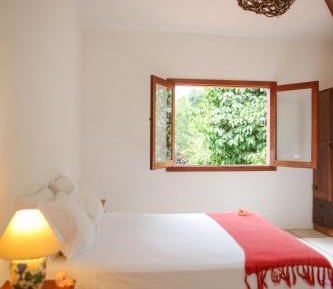 Deluxe Room (1 adult + 1 child)