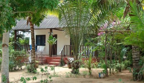 Couple Bungalow with Air conditioner and  Sea View