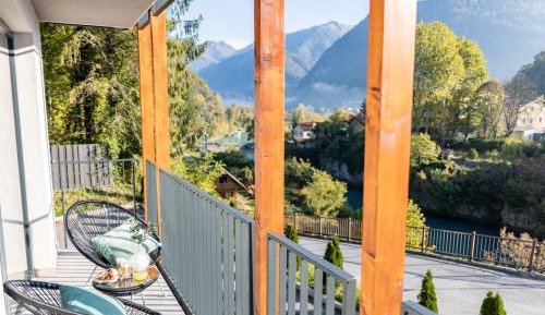 Deluxe Double or Twin Room with River View