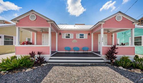 Three-Bedroom Holiday Home 