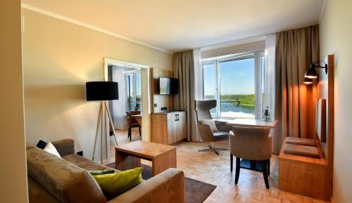 Junior Suite - Lake Side 