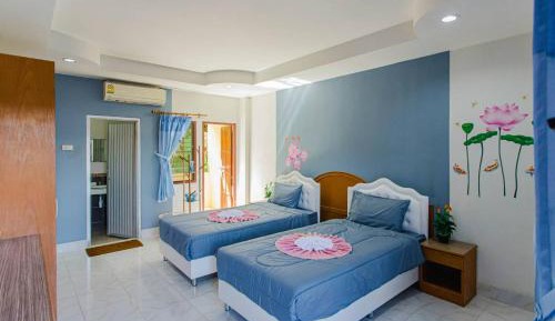 Standard Twin Room