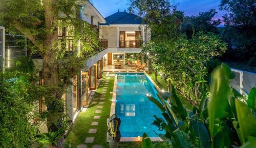 Villa with Private Pool
