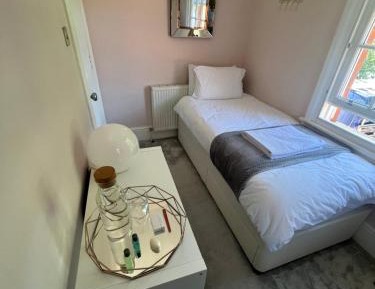 Deluxe Single Room
