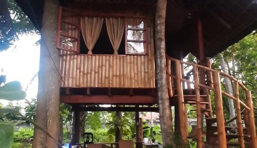 Queen Room with Garden View