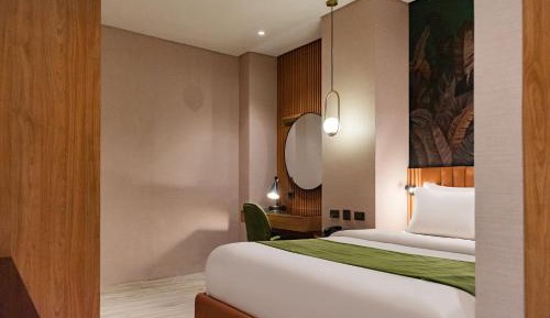Queen Room