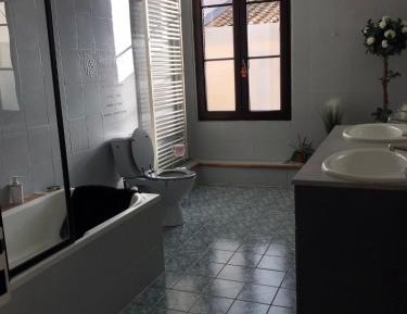 Triple Room with Shared Bathroom