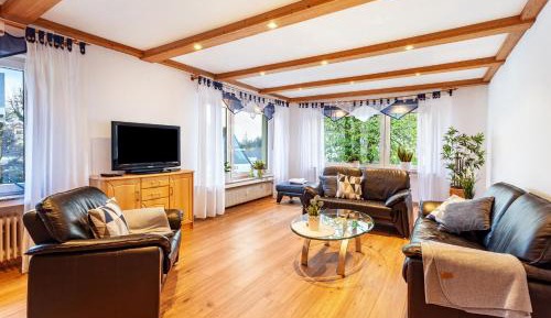 Superior One-Bedroom Apartment