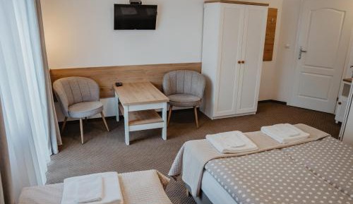 Comfort Triple Room