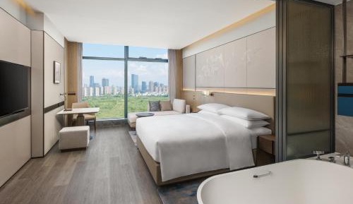 Club King Room - M Club Level
