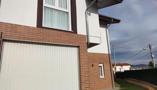 Three-Bedroom Townhouse
