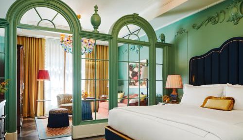 Mansion Suite