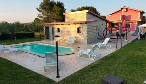 Villa with Garden View
