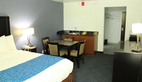 Superior King Studio Suite - Non-Smoking/ Pet Friendly