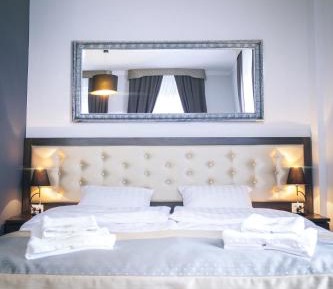 Large Double Room