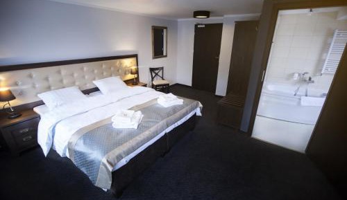 Triple Room with Bath