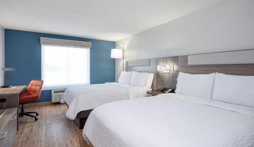 Standard Room with Two Queen Beds