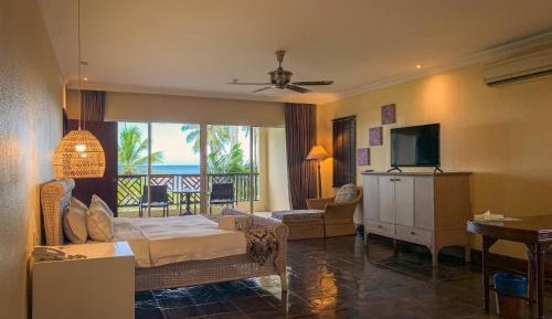 Suite Double or Twin Room with Sea View