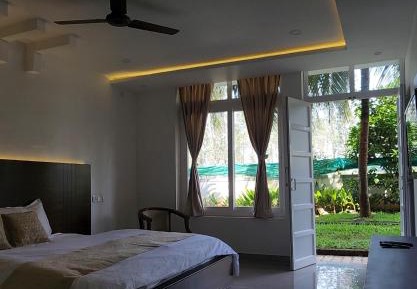 Standard King Room