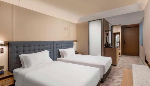 Premier Twin Room