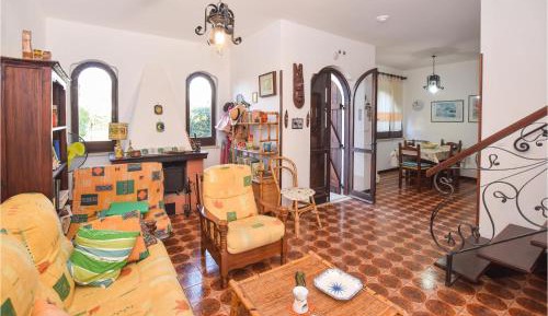 Three-Bedroom Holiday Home 