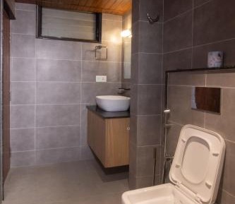 Deluxe Double or Twin Room with Balcony