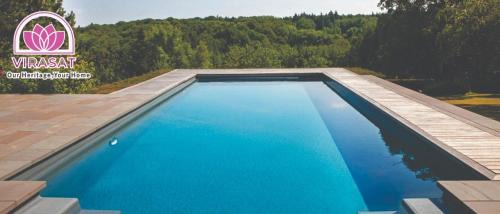 King Suite with Pool View