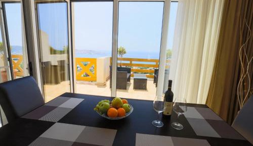 Two-Bedroom Apartment with Terrace and Sea View
