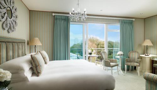 Superior King or Twin Room with Sea View