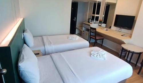 Deluxe Twin Room