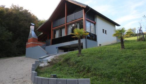 Three-Bedroom Townhouse