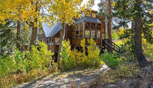 Four-Bedroom Holiday Home
