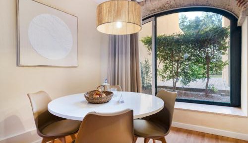 Superior Apartment