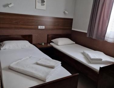 Classic Twin Room