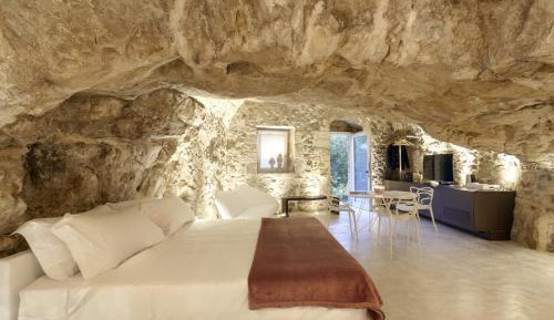 Luxury Suite with Spa Bath
