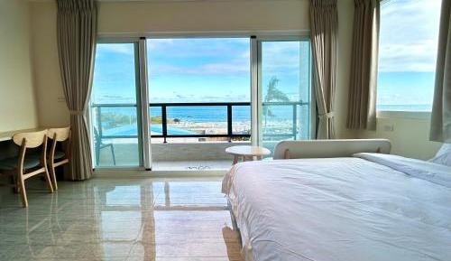 Deluxe Quadruple Room with Sea View