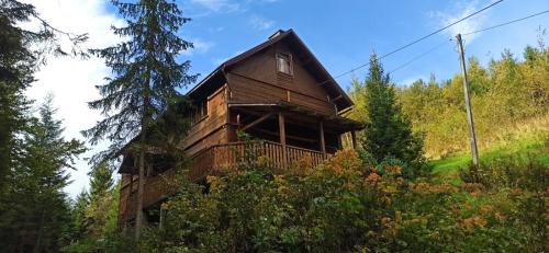 Seven-Bedroom House